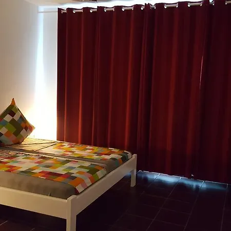 Casa Ingrid فندق *